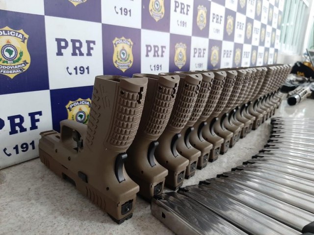 Apreenso realizada pela PRF em Vitria da Conquista resulta em mega operao da Polcia Federal contra o trfico ilcito de armas de fogo