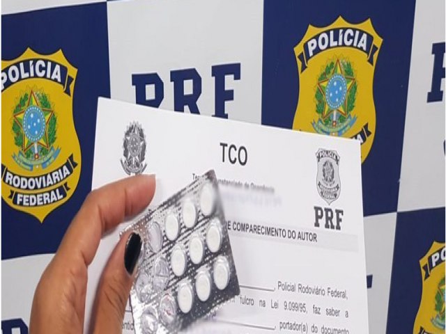 PRF autua caminhoneiro com drogas para retardar o sono em Jequi (BA)
