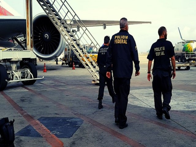 Procurados internacionais so deportados dos EUA e presos em Confins
