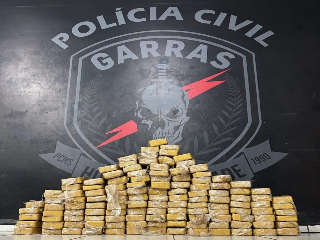 Polcia Civil apreende 126 kgs de substncia entorpecente anloga a pasta base de cocana escondidas em veculo, destinada ao trfico de drogas em So Paulo, na cidade de Campo Grande