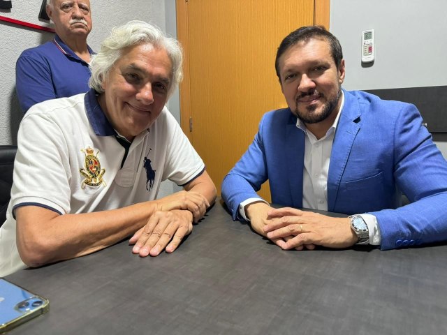 Lucas de Lima encontra-se com Delcdio do Amaral para discutir questes polticas para as eleies 2024