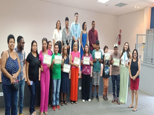 Centro de Convivncia Dorcelina Folador e Senai promovem curso de informtica para PCDs