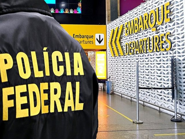 PF escolta foragido extraditado para o Brasil