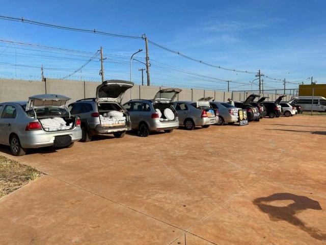 Polcia Civil apreende 10 carros carregados de produtos contrabandeados