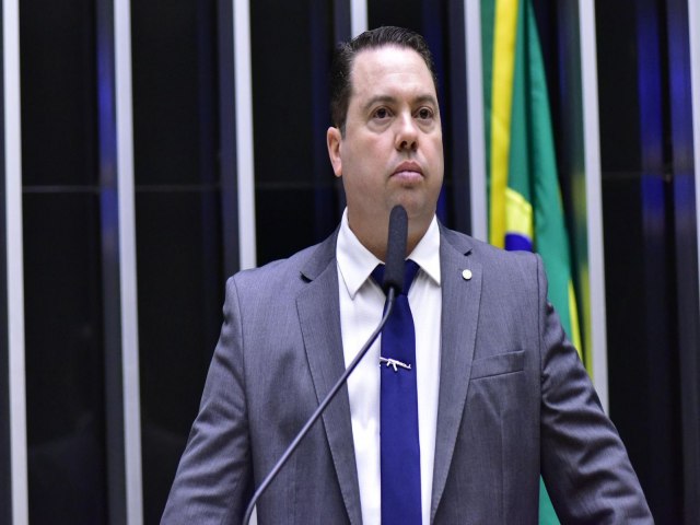 Rodolfo Nogueira tem PL aprovado que autoriza uso de fora policial contra criminoso que mantiver refm