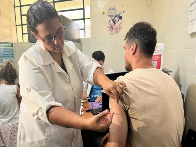 Quase 20 mil douradenses podem receber a segunda dose da vacina contra dengue