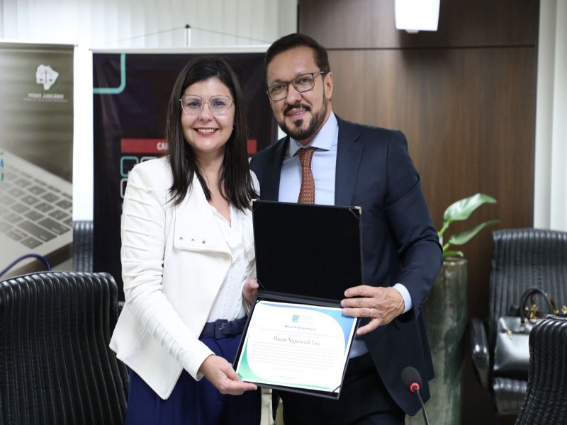 Deputado Lucas de Lima participa do Fonajus Itinerante no Tribunal de Justia e entrega moo de congratulao 