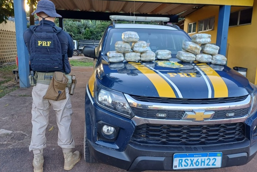 PRF em Rond�nia apreende 15 kg de skunk no munic�pio de Porto Velho/RO