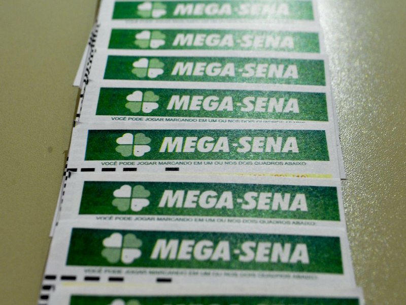 Veja os n�meros da mega-sena sorteados neste s�bado (4)