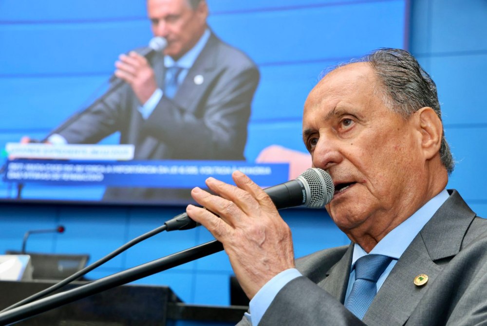 Imagem da Not&iacute;cia Z� Teixeira trabalha por investimentos sociais e obras para fam�lias de MS