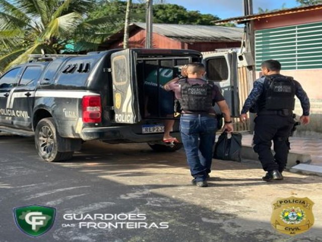 Polcia Civil prende homem com arma de fogo e munies em Cruzeiro do Sul