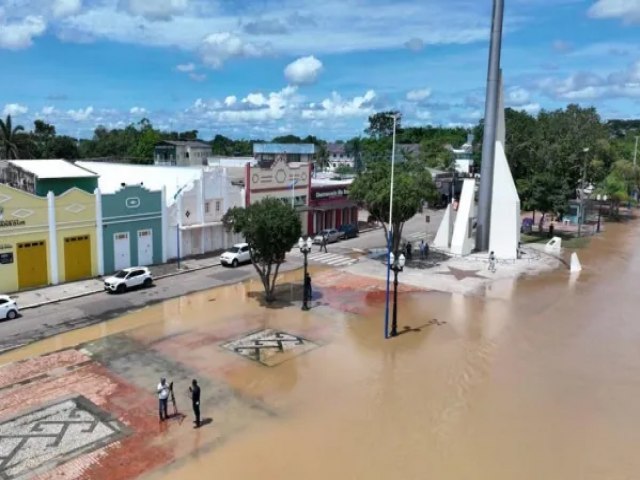 URGENTE: Gameleira  interditada devido as guas do Rio Acre tomarem parte do calado