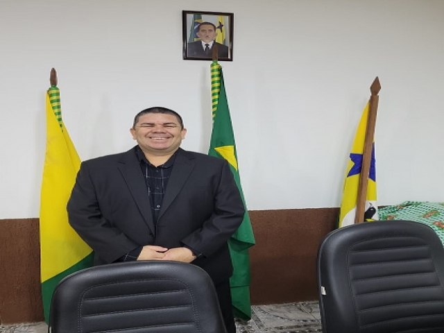  Vereador Jean Almeida dar primeiro passo para implantao de transporte por aplicativo em Mncio Lima