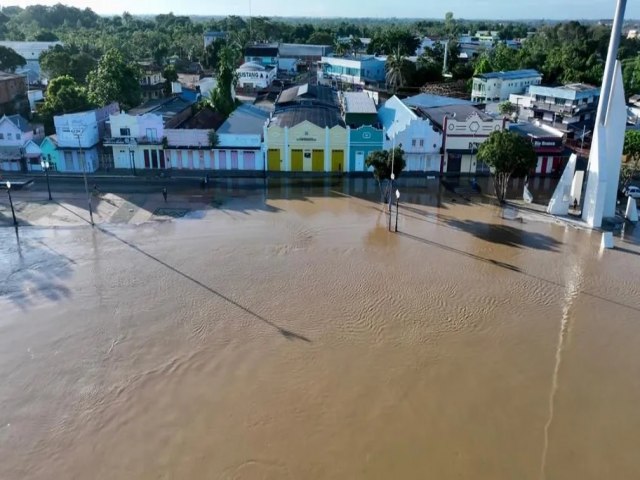 Alvio: nvel do Rio Acre segue baixando e alcana 17,43m ao meio-dia desta tera-feira