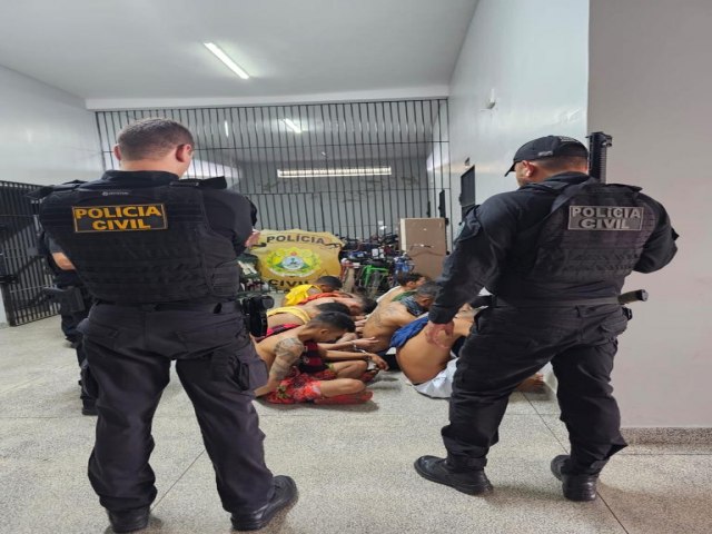 Operao Delere da Polcia Civil prende 16 integrantes de organizao criminosa com alto nvel hierrquico