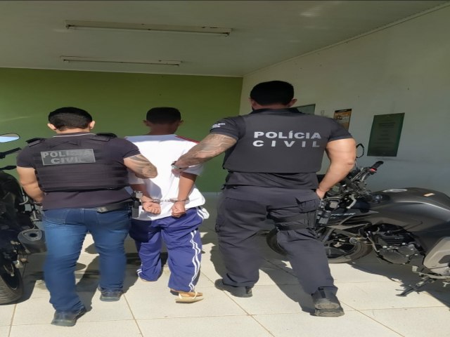 Polcia Civil do Acre apreende adolescente responsvel por assalto  farmcia e a empresa Transacreana