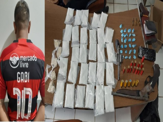 Homem com mandado de priso em aberto  preso pela PCAC com drogas e armas em 