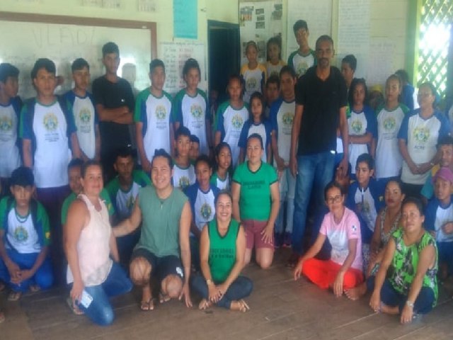 Em visita s escolas da zona rural, vereador Vlade vai apresentar reivindicaes ao Executivo