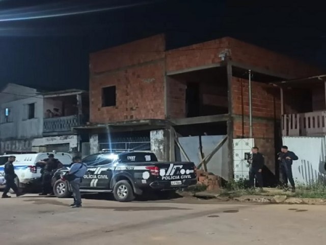 Adolescente fere pai com enxada e acaba morto por faccionados com tiros na cabea