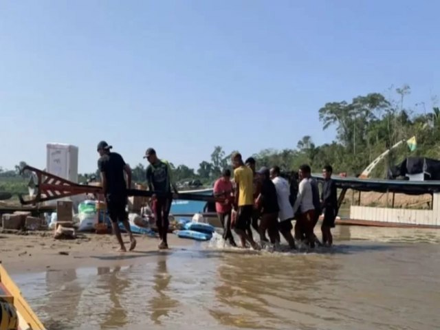 Mais uma embarcao naufraga em menos de uma semana no Juru