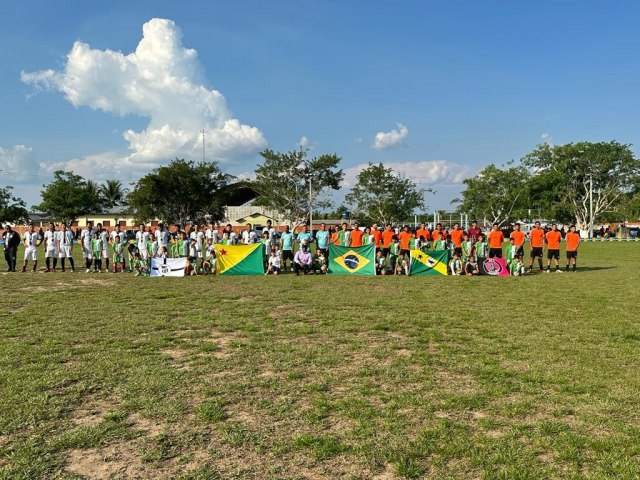 Equipe de Mncio Lima ganha torneio disputado por 32 times da regio