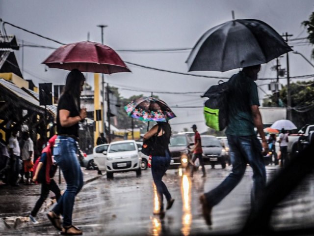 Acre recebe alerta de chuvas intensas com ventos de at 60 km/h e 50 milmetros de gua