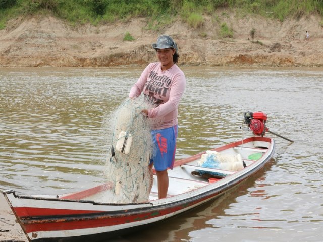 Por causa da seca, pescadores artesanais do Acre podem receber duas parcelas extras do Seguro Defeso