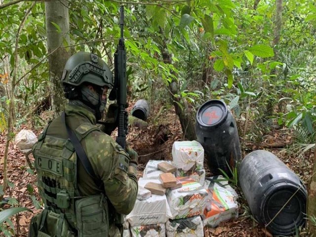 Relatrio aponta que narcotraficantes brasileiros esto sendo expulsos do Peru e se instalando no Juru; indgenas estariam sendo recrutados para o trfico