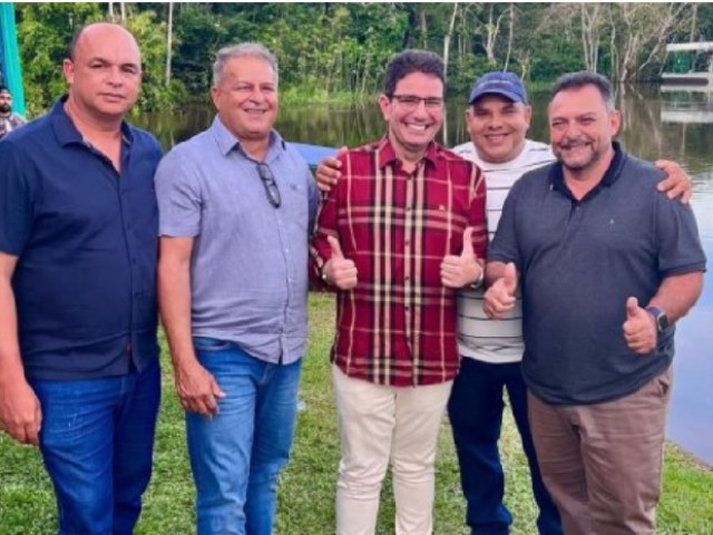 Z Luiz  encosta em Chico dois meses aps ser apresentado como pr-candidato a prefeito de Mncio Lima com apoio de Gladson