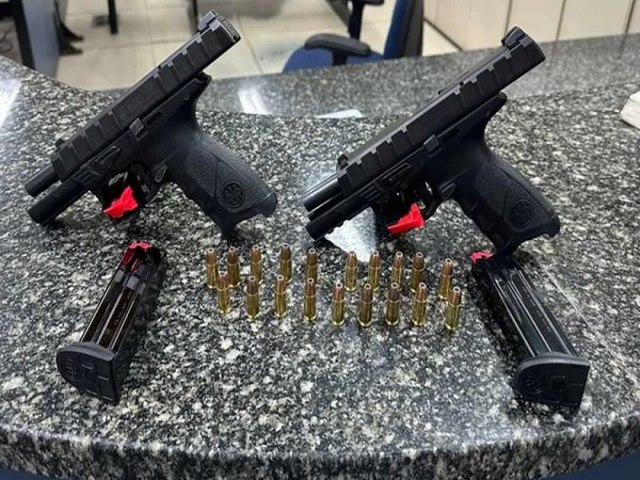 Policiais do Acre so rendidos e tm armas roubadas aps entrarem no Complexo do Chapado, no Rio de Janeiro