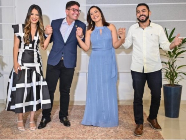 Em jantar especial, Gladson aparece com Hanna Salim, e Mailza surge com namorado pela 1 vez