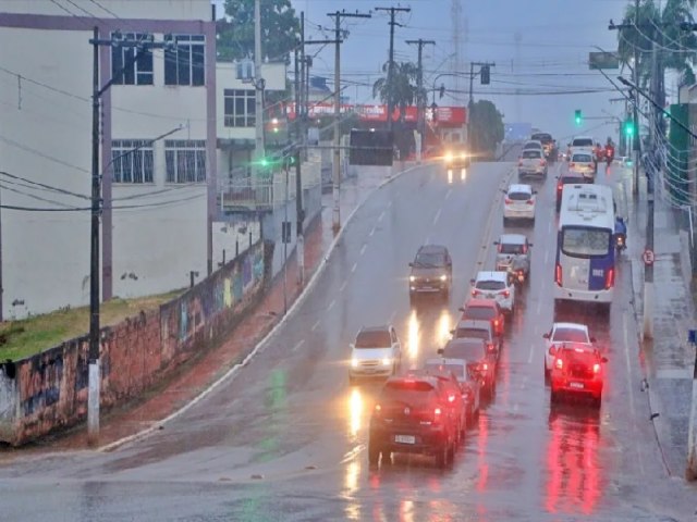 Instituto Nacional de Metereologia emite aviso de chuvas intensas para todo o Acre