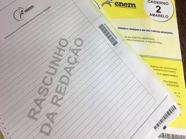 Sessenta alunos tiram nota mil na redao do Enem 2023; s 4 so de rede pblica