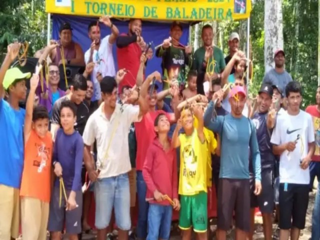 Em Rodrigues Alves, 1 Torneio de Baladeira resgata tradies infantis durante Festival de Frias