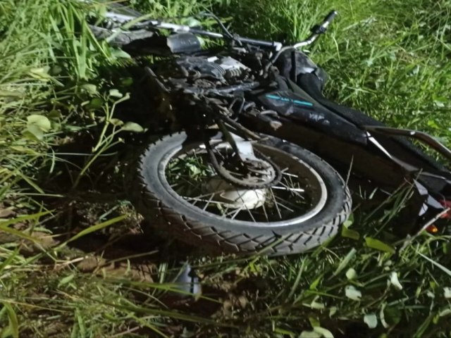 Jovem de 23 anos tem perna amputada aps grave acidente de moto no interior do Acre