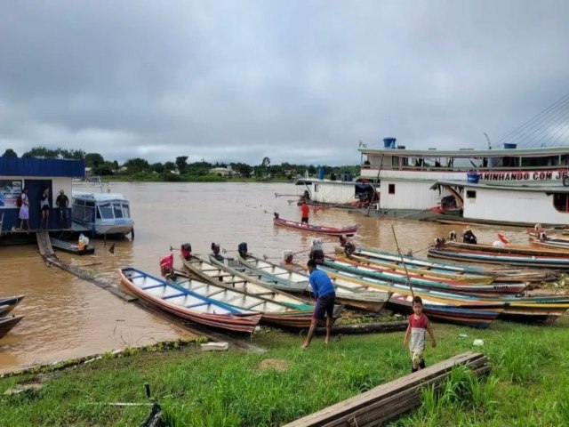 Rio Juru sai da cota de alerta em Cruzeiro do Sul