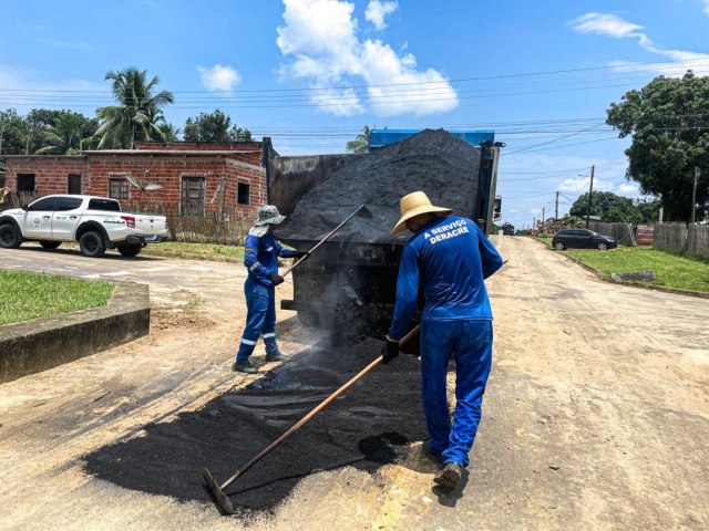 Governo e prefeitura fazem ao tapa-buraco em 12 ruas de Mncio Lima