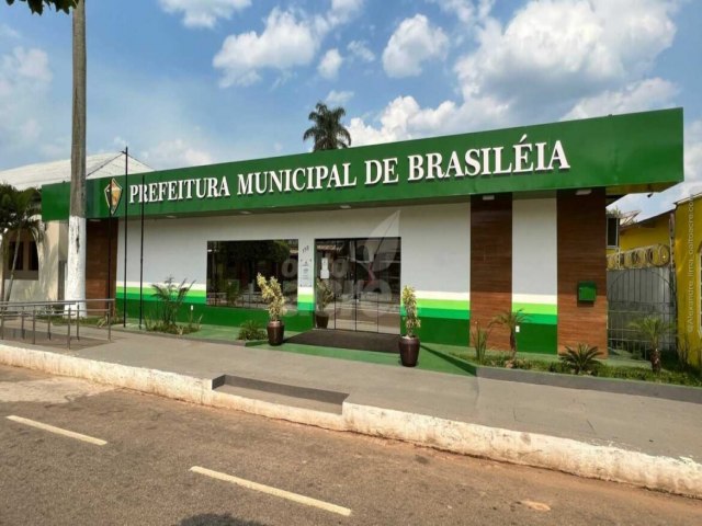 Prefeitura anuncia processo seletivo para contratar profissionais de ensino mdio e superior