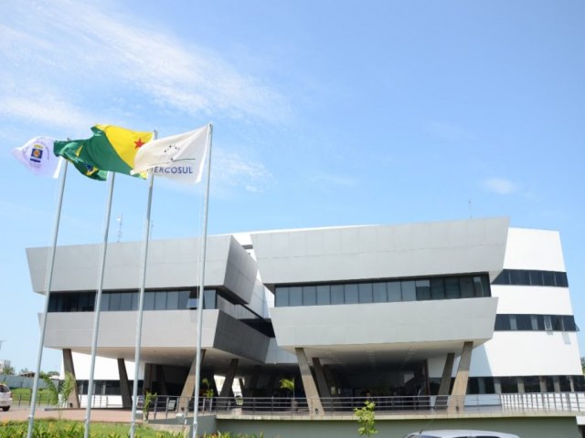 Mais uma polmica: prova do TJAC  remarcada para o mesmo dia do concurso da DPE e causa revolta