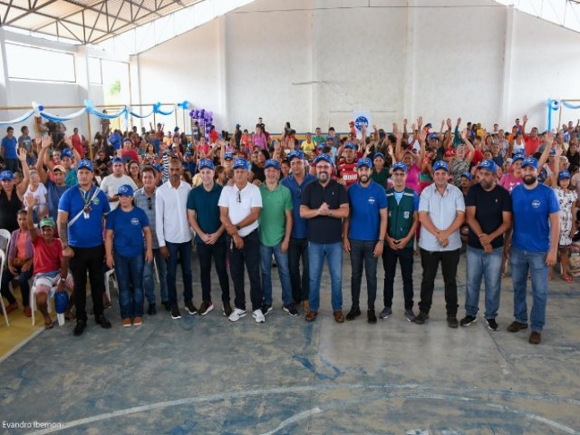 Mais de mil pessoas pessoas compareceram  Festa do Pescador em Mncio Lima, que sorteou 100 prmios