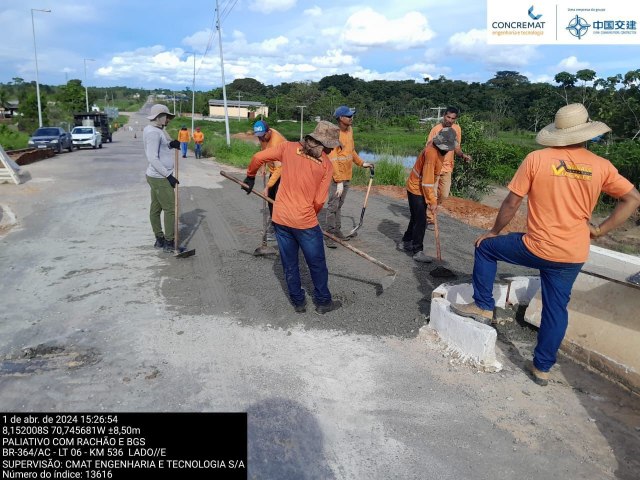 Aps fechar cratera na ponte de Tarauac, DNIT segue na recuperao da via para evitar novos desmoronamentos