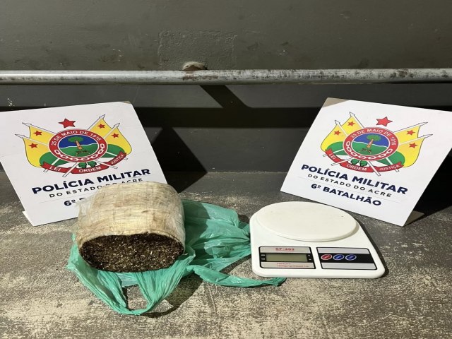 Polcia Militar apreende droga no bairro Lagoa em Cruzeiro do Sul