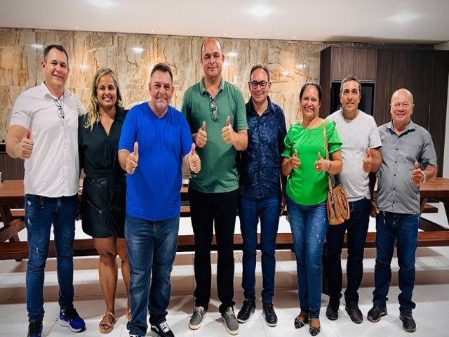 Humano e organizado: Z Luiz rene pr-candidatos a vereador com participao de deputado federal progressista