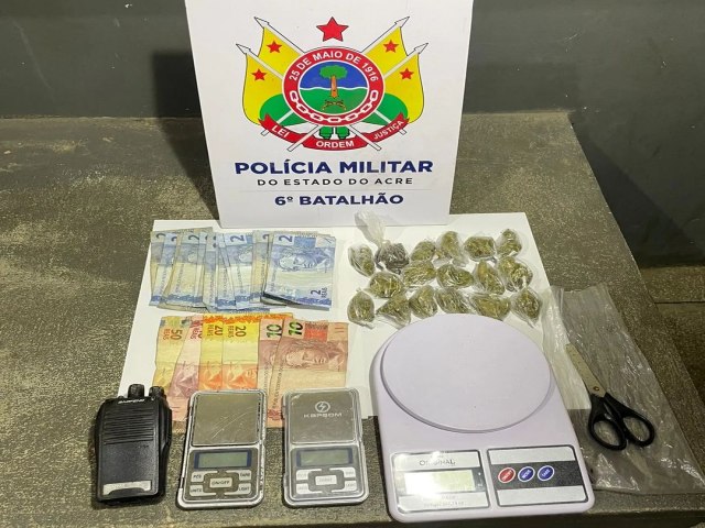 Polcia Militar prende em flagrante delito indivduo por Trfico de Drogas em Cruzeiro do Sul