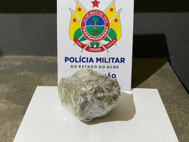 Polcia apreende maconha em Mncio Lima e Cruzeiro do Sul