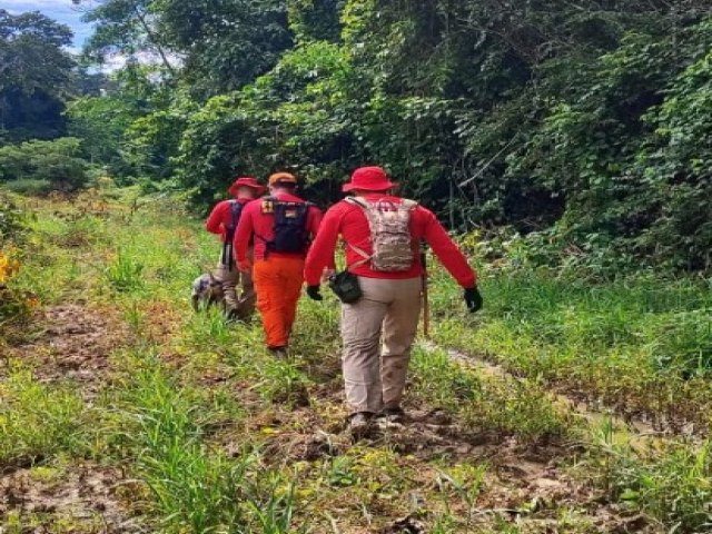 Em Porto Walter, homem de 52 anos desaparece aps pescaria.