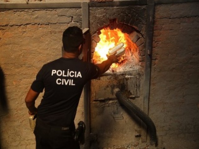 PCAC realiza incinerao de mais de meia tonelada de drogas, o que representa mais de R$ 6 milhes impedidos de entrar no mercado do crime