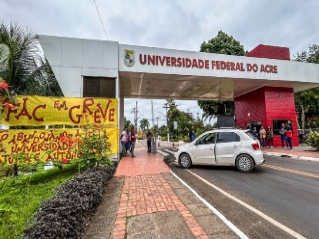 Docentes da Ufac mantm greve mesmo com deciso nacional pelo fim do movimento