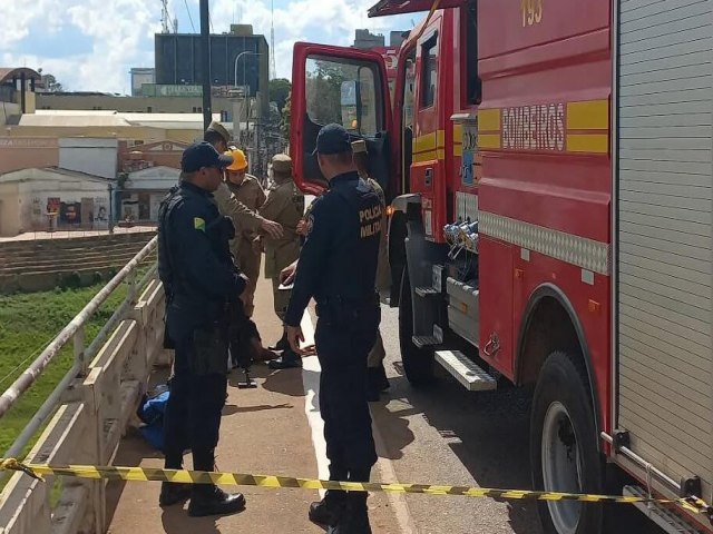 Pastor salva jovem que ameaava pular de ponte em Rio Branco