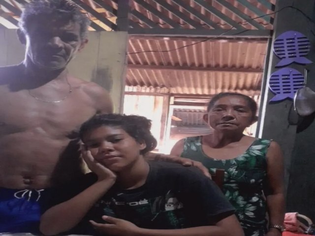 Manciolimense de 17 anos que havia desaparecido  encontrada pela famlia e est bem